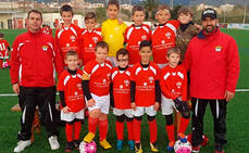 Playa Montroig Camping Resort apuesta por las jóvenes del fútbol base local