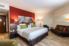 Habitación reformada del Leonardo Hotel Barcelona Gran Vía.