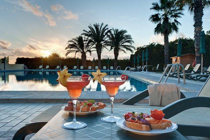 Smy Hotels incorpora su primer cinco estrellas con el Smy Carlos V Alghero