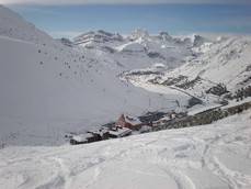 La práctica de deportes de nieve en una de las causas de accidentes.