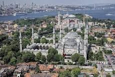 Estambul se ha convertido en un centro de viajes de negocios para compañías que han abandonado Rusia.