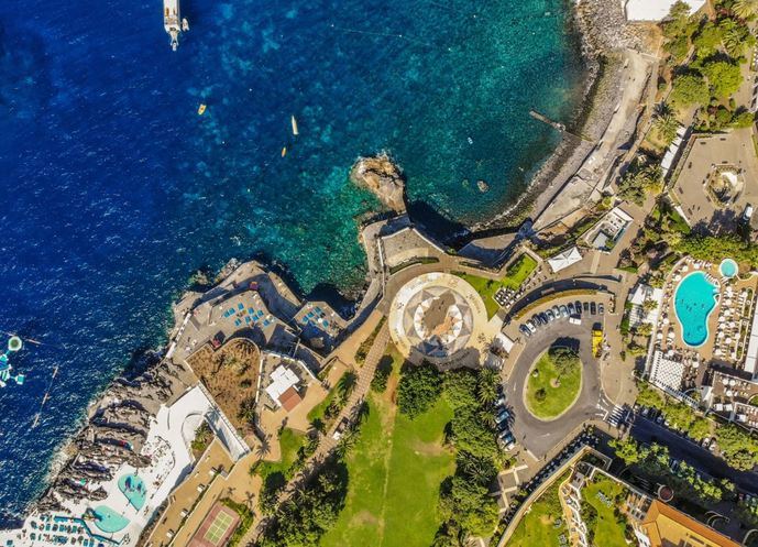 Albania y Madeira, grandes destinos de los españoles para este verano