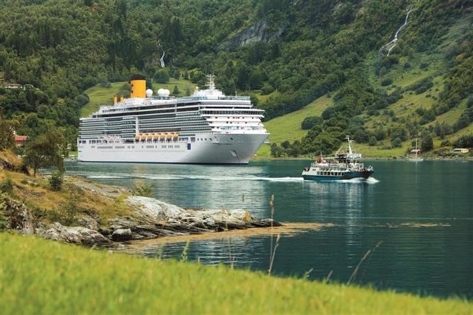 Costa Cruceros ofrece cinco itinerarios por el mundo con sabor español
