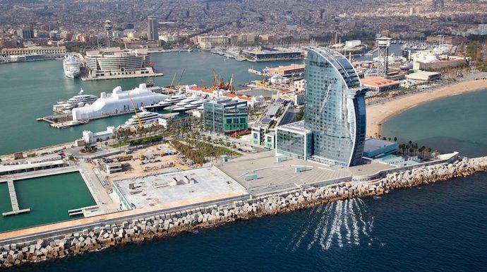 Barcelona aumentará la tasa turística a los cruceros de corta estancia