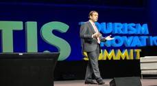 Gonzalo Gortázar, Consejero Delegado de Caixabank, en su ponencia en el TIS2020.