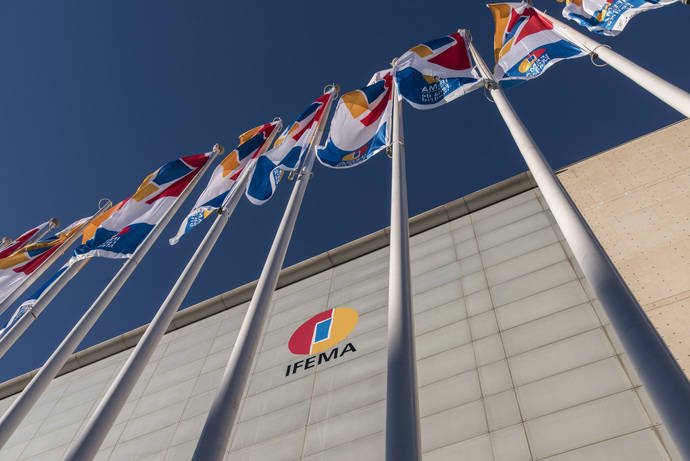 Nada pudo con Ifema: ni un Tyrannosaurus rex