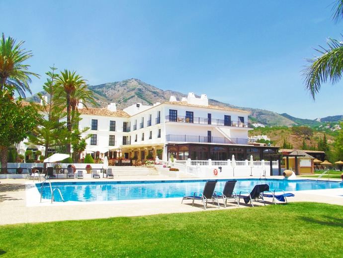 La cadena hotelera de Ilunion reabre cuatro de sus establecimientos