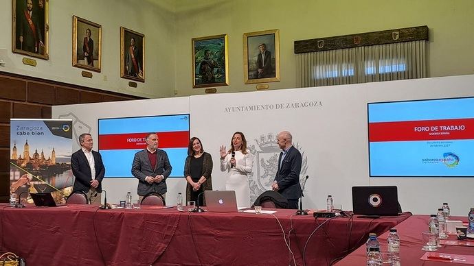 Burgos participa en el I Foro de ciudades de la red Saborea España en Zaragoza