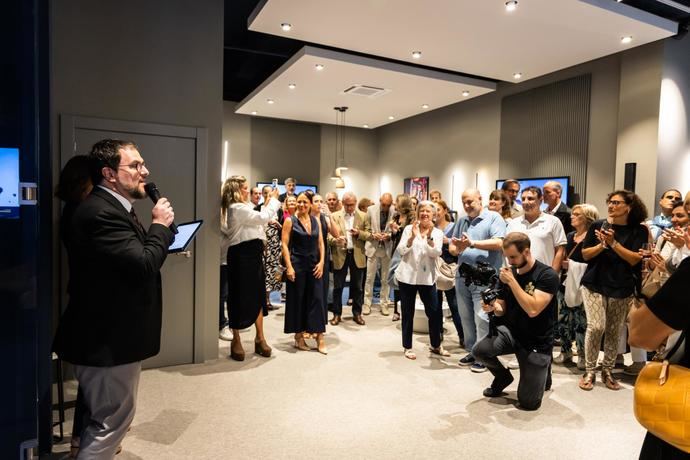 Inauguración de la tienda.