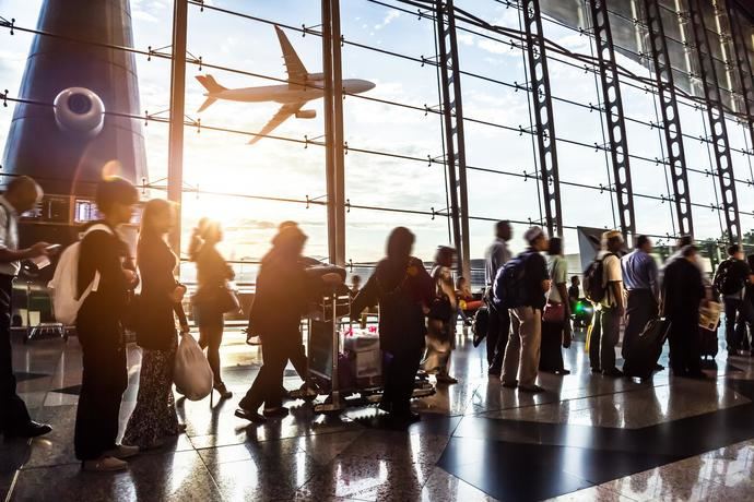 Japón y Estados Unidos, destinos que más aseguran los españoles