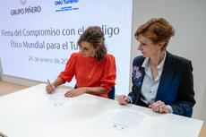 Isabel Piñero, CSO de Grupo Piñero e  Isabel Oliver, oficial superior de ONU Turismo