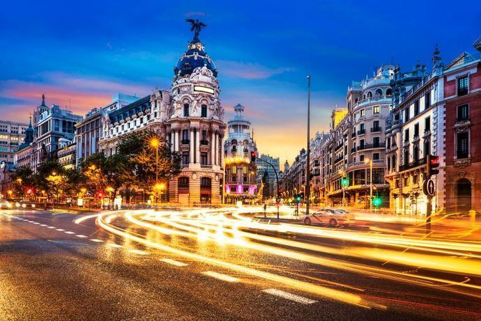 Telefónica y la OMT colaborarán hasta 2026 en pro del futuro turístico
