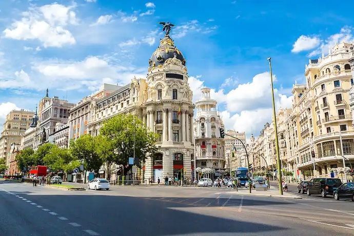 Madrid, Londres y Granada, destinos más populares para este puente