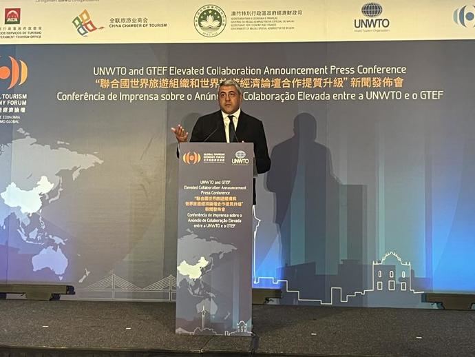 El Foro Económico Mundial del Turismo y La OMT refuerzan su colaboración