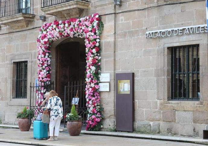Aviles cuelga el cartel de completo este fin de semana en sus hoteles