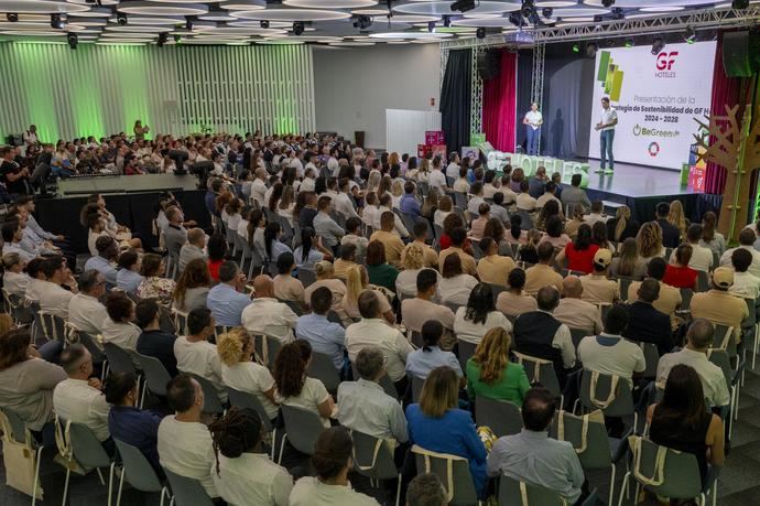 Presentación del acto.