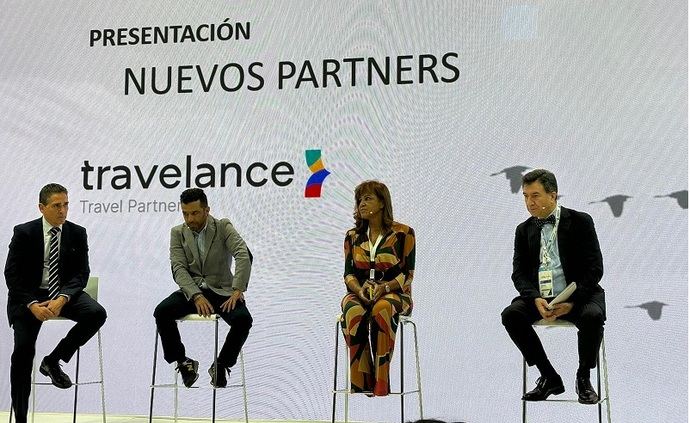 Acto de Travelance.