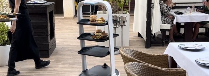 Los cobots de ITH impulsan la eficiencia en la cadena Magic Costa Blanca