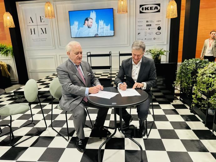 AEHM y CaixaBank Hotels &amp; Tourism renuevan su alianza por el Sector