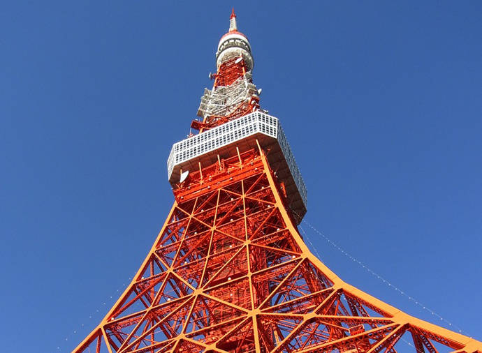 Tokio promociona su torre en su 60 aniversario