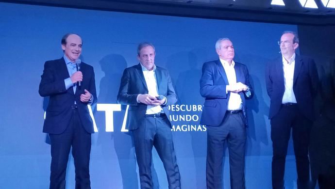 El presidente de Ávoris, Vicente Fenollar, junto al CEO, Juan Carlos González, el director general de turoperación, Javier Castillo, y el director general de CATAI, Raúl Serrano.