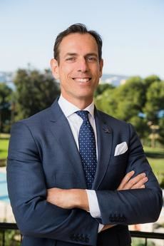 Borja García, nuevo director general de St. Regis Mardavall Mallorca Resort