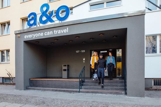a&amp;o hostels supera su resultado del año anterior en más de 100 millones de euros