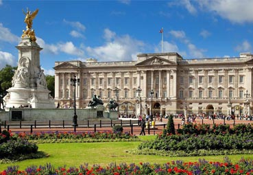 Las agencias británicas respiran pero quieren más