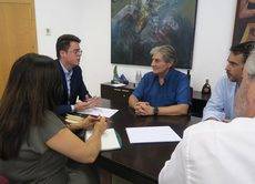 Francisco Lozano y Antonio Perea (presidente de AEGVE) durante la reunión.