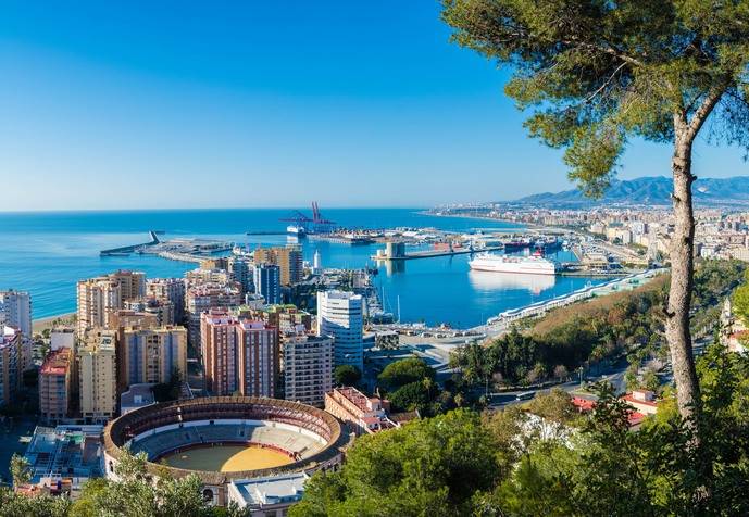 Aehcos y Ecostars: acuerdo para el consumo energético en la planta hotelera