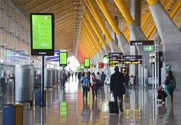 Suben un 4% los pasajeros en los aeropuertos de Aena