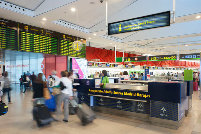 Los aeropuertos españoles superarán los 300 millones de pasajeros en 2025