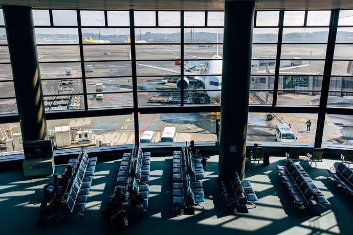 El tráfico aéreo en los aeropuertos españoles creció casi un 7% en diciembre