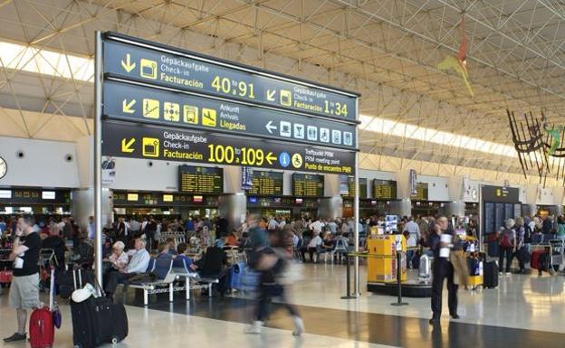 Más del 74% de los viajeros es usuario habitual de las compañías low cost