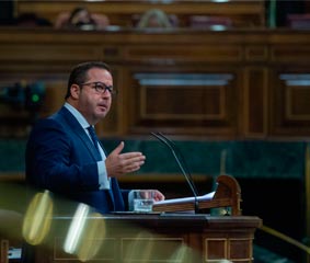 Almodóbar: ‘El gobierno pone palos en ruedas al Sector’