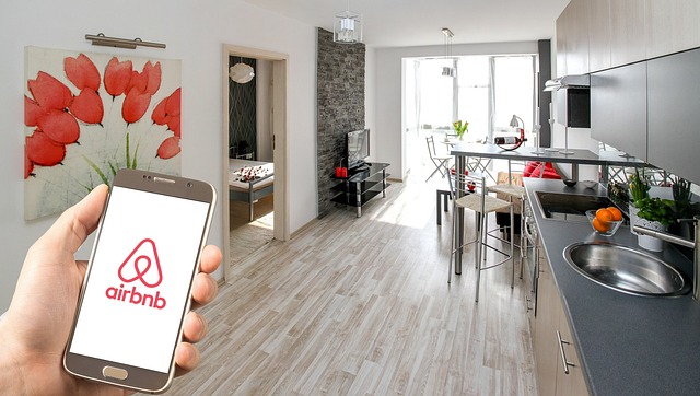 Airbnb eliminará los anuncios de alojamiento ilegales que hay en Ibiza