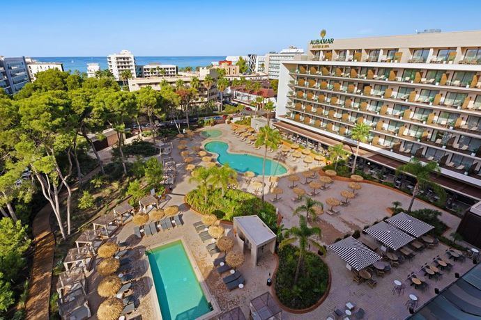 Las pernoctaciones hoteleras en España aumentaron más de un 6% hasta octubre