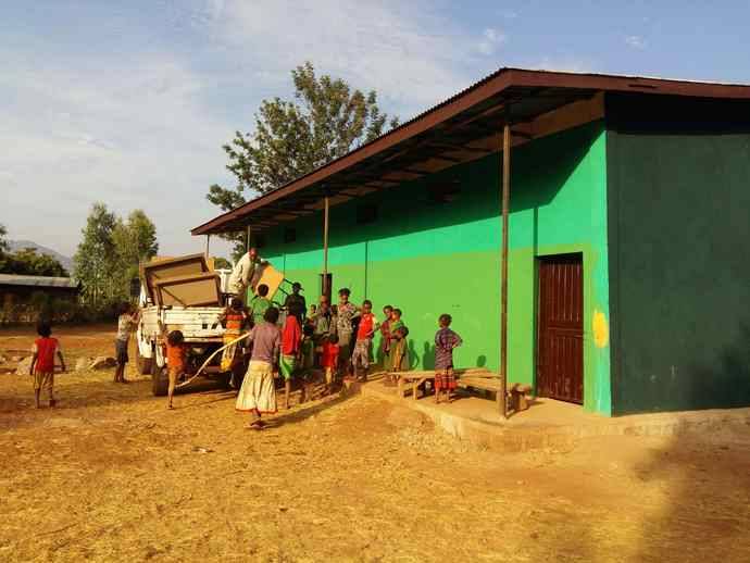 El Hotel Bahía del Duque reúne 11.000 euros solidarios