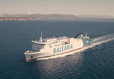 Baleària refuerza la conectividad con Melilla