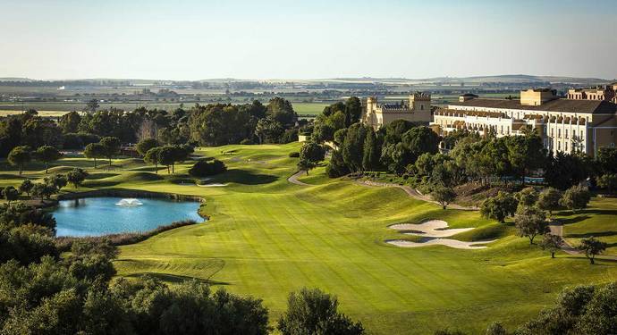 Barceló estrena hotel cinco estrellas en Madrid
