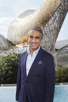 Andreas Oberoi.