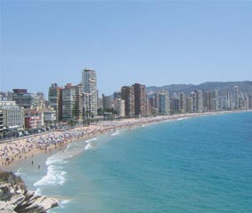 Benidorm apuesta por el Turismo de compras