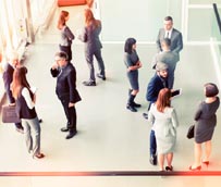 Los viajeros de negocios combinan ocio y trabajo