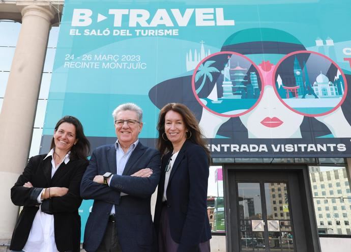 De izquierda a derecha: Marta Domènech, directora general de Turisme de Catalunya; Marttí Sarrate, presidente de B-Travel; y Marta Serra, directora de B-Travel
