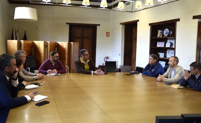 La Laguna se interesa por la iniciativa de Ashotel para recoger biorresiduos