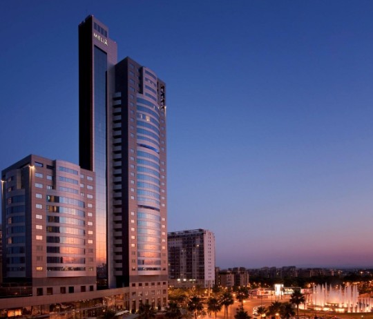 Atom Hoteles concluye la reforma completa del Hotel Meliá Valencia