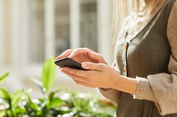 Mirai lanza Sarai: un agente de IA que busca revolucionar la venta directa