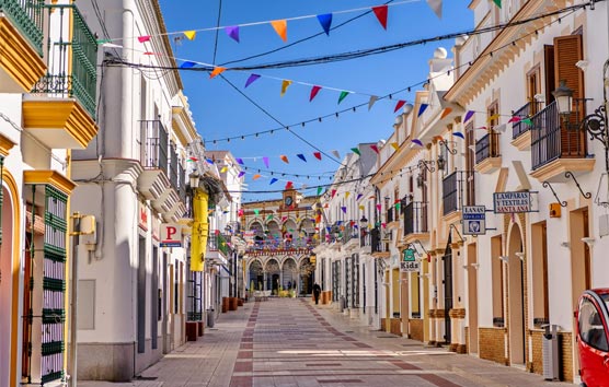 Por cada euro generado por el Turismo, la economía española creó otro más en 2023