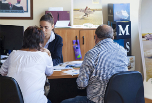 Malestar entre los sindicatos por la propuesta de congelación salarial de CEAV