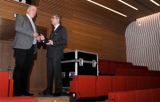 Ruiz destaca el potencial del Palacio de Congresos de Córdoba para la provincia